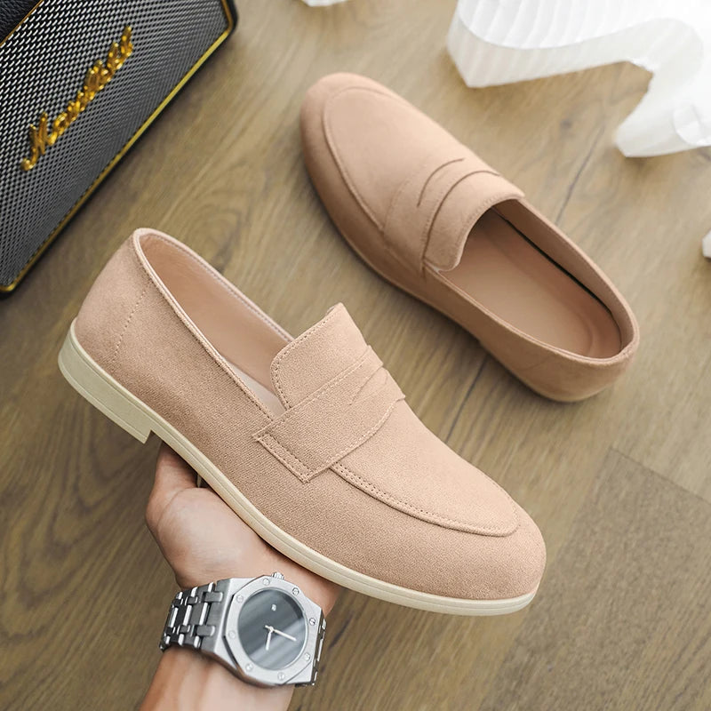 Fashion Leather Mens Loafers Lightweight Soft Sole Casual Shoes Retro Dress Shoes Slip on Flat Moccasins Designer Business Shoes