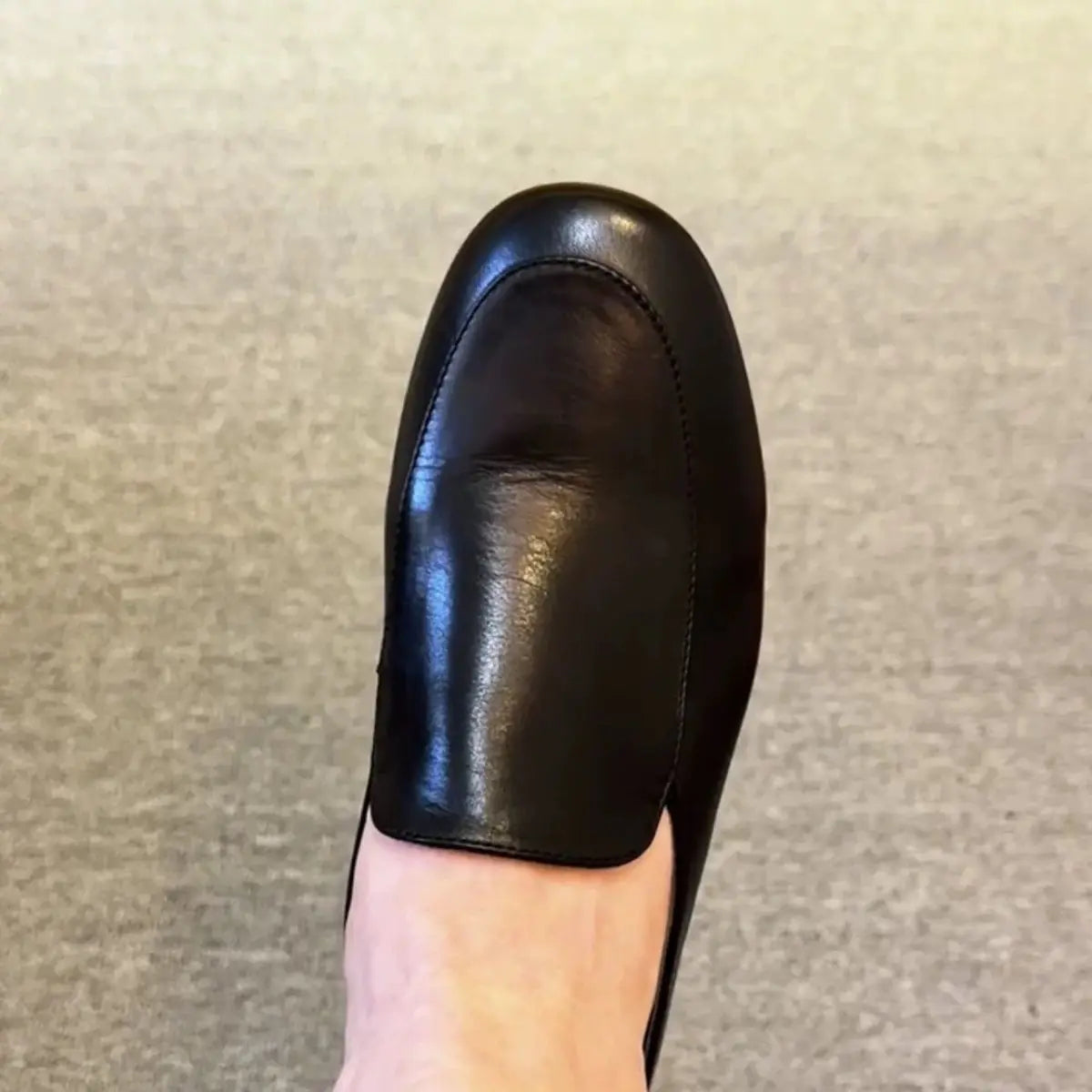 Men's shoes, European leather shoes, slip-on, made of genuine leather, business casual style, loafers for men
