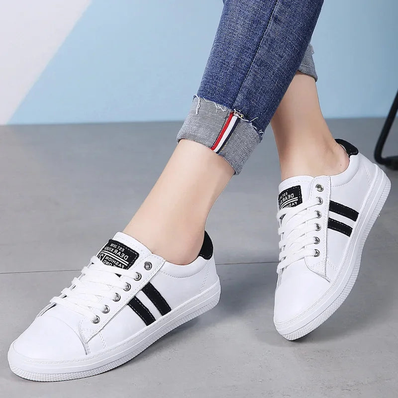 Leather shoes white 2020 spring, autumn, and winter casual shoes flat soled soft soled breathable sports shoes