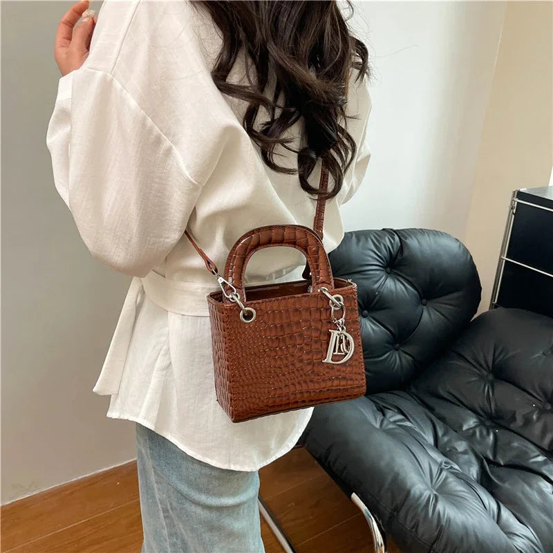 Elegant Leather Crossbody Bag For Women Luxury Designer Shoulder Handbag Classic Tote Purse Ladies Stylish Diaper Bags