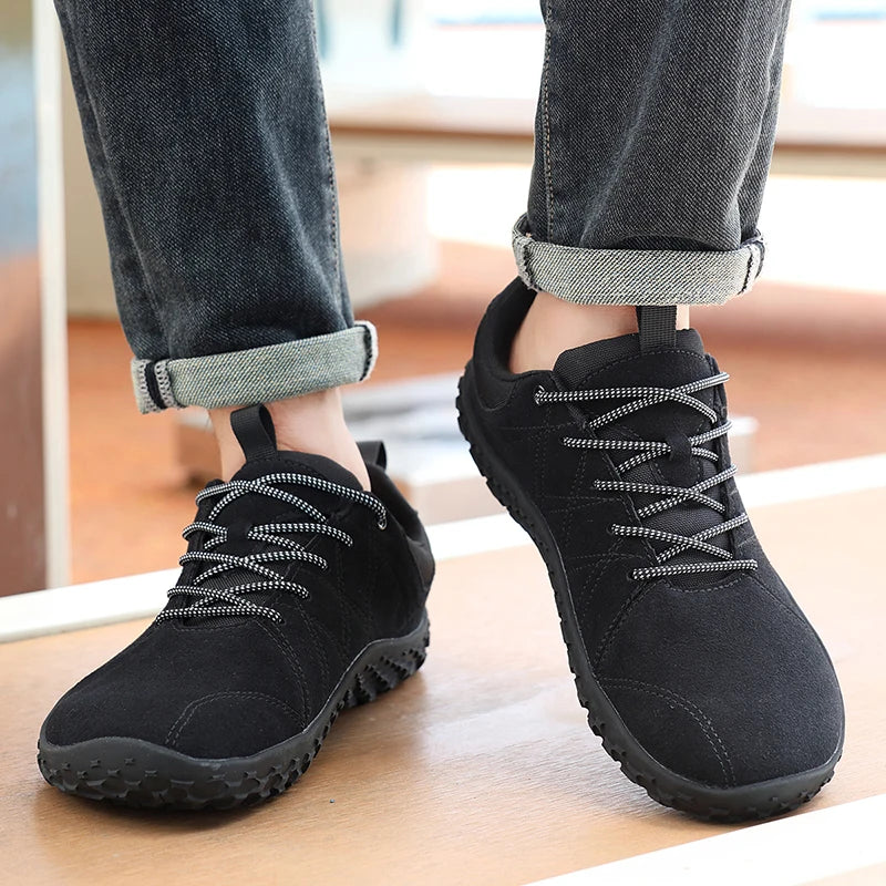 High Quality Leather Sports Shoe Wide Footed Men's Sports  Classic Flat Shoes Outdoor Anti Slip Men's Skateboarding Shoes 2026