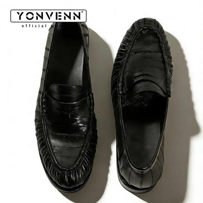 Loafers for men's eel skin pleated design a top layer cowhide slip in formal dress shoe suitable for casual work and commuting