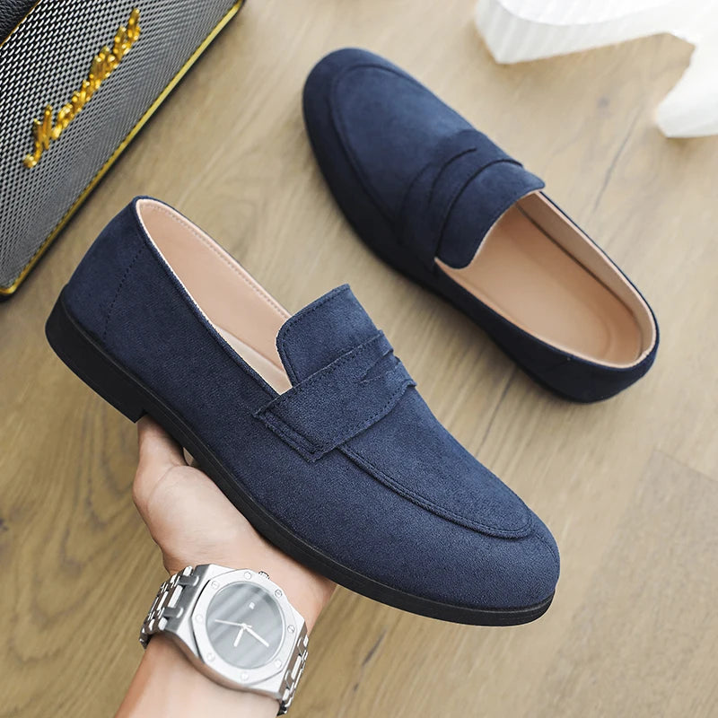 Fashion Leather Mens Loafers Lightweight Soft Sole Casual Shoes Retro Dress Shoes Slip on Flat Moccasins Designer Business Shoes