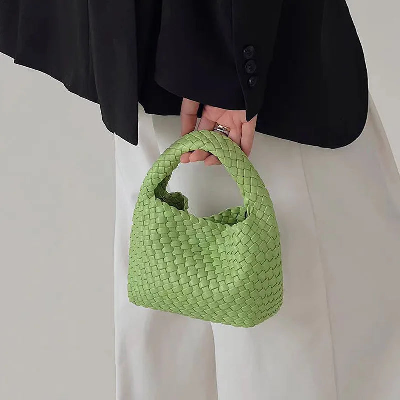 Woven Handbag for Women Soft PU Leather Knitted Tote Bag Fashion Woven Shoulder Bag Summer Beach Hobo Bag Minimalist Clutch