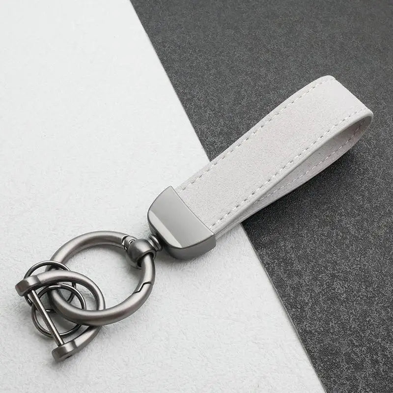 Leather Car Keychain, High-End Car Metal Key, Suede Pendant, Leather Ornament Metal Car Keychain Ring Accessories