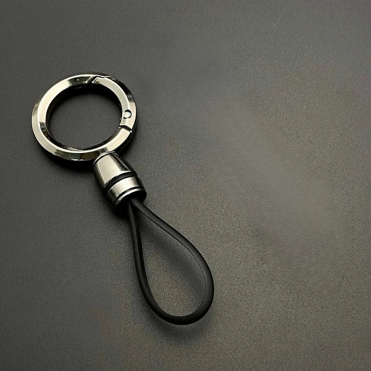 Leather Ropes Car Pendant Keyring Simple Hanging Car Men Women  Personalized Keychain Buckle Stainless Charm Accessories
