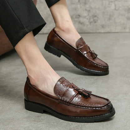 Wedding Leather Shoes For Men Slip On Loafers Tassels Leather Men’s Dress Shoes Business Male British Style Formal Shoes Good