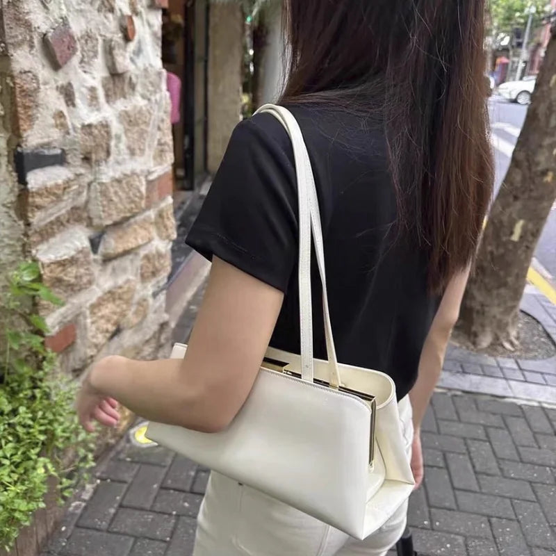 Luxury Leather Handbag For Women High-end Hardware Magnetic Suction Clip Design Elegant Minimalist Shoulder Underarm Bag Purse