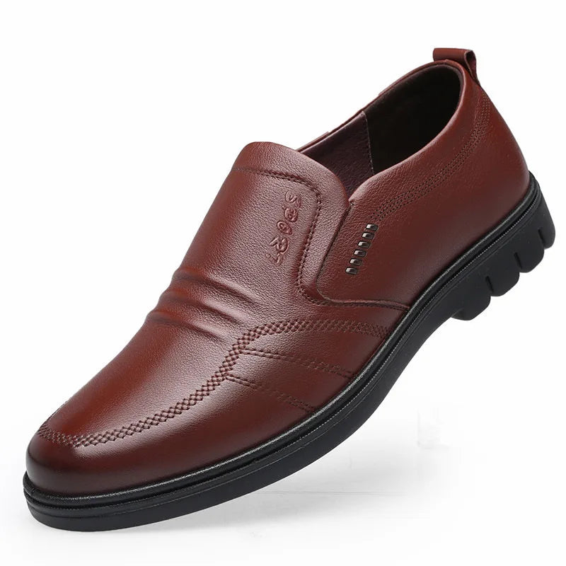 New Business Men Leather Shoes British Style Casual Men Sneakers Soft Breathable Comfortable Non-slip Walking Footwear for Male