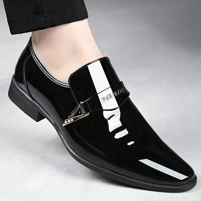 White Leather Shoes for Men 2025 New Patent Leather Business Men Casual Shoes Slip on Party Dress Footwear Pointed Toe Loafers