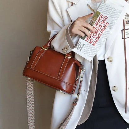New Genuine Leather Boston Bag for Women First Layer Cowhide Shoulder Crossbody Handbag Elegant Versatile Top Handle Purse