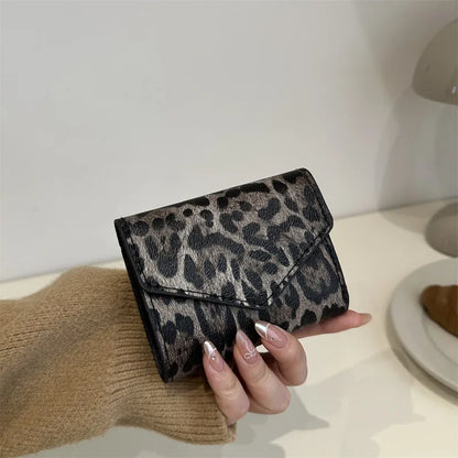 Compact and portable Personalized and Fashionable Pu Leather Handbag for Women, Small Square Bag New Style Bolsas De Mujer