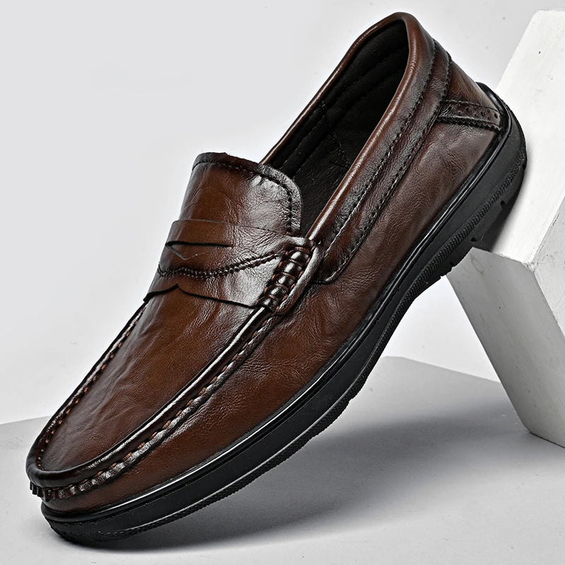 High-quality leather men's loafers spring and autumn new formal business shoes fashion casual shoes non-slip driving shoes