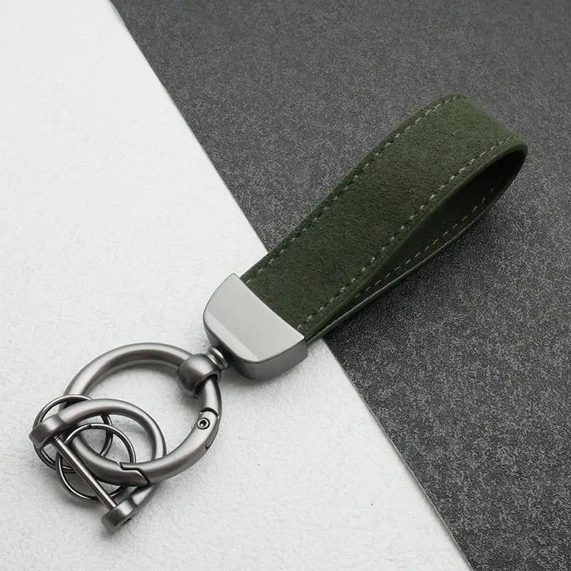 Leather Car Keychain, High-End Car Metal Key, Suede Pendant, Leather Ornament Metal Car Keychain Ring Accessories