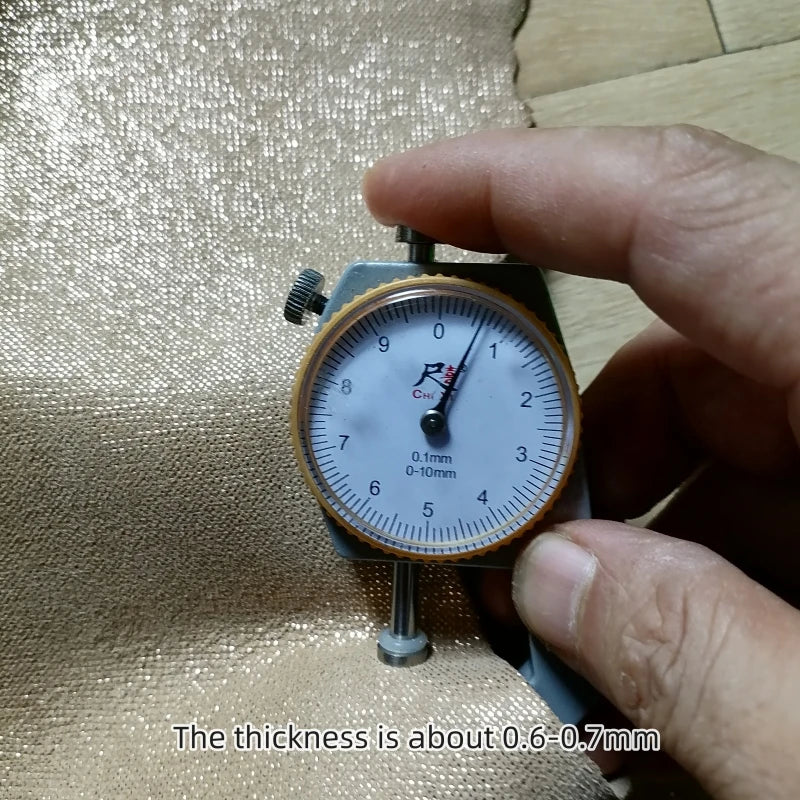 0.6/0.7mm Mesh Pattern Gold-Embossed Sheepskin. Top-Grain Leather. Genuine Leather Fabric. DIY For Bags By Hand. Whole Sheepskin