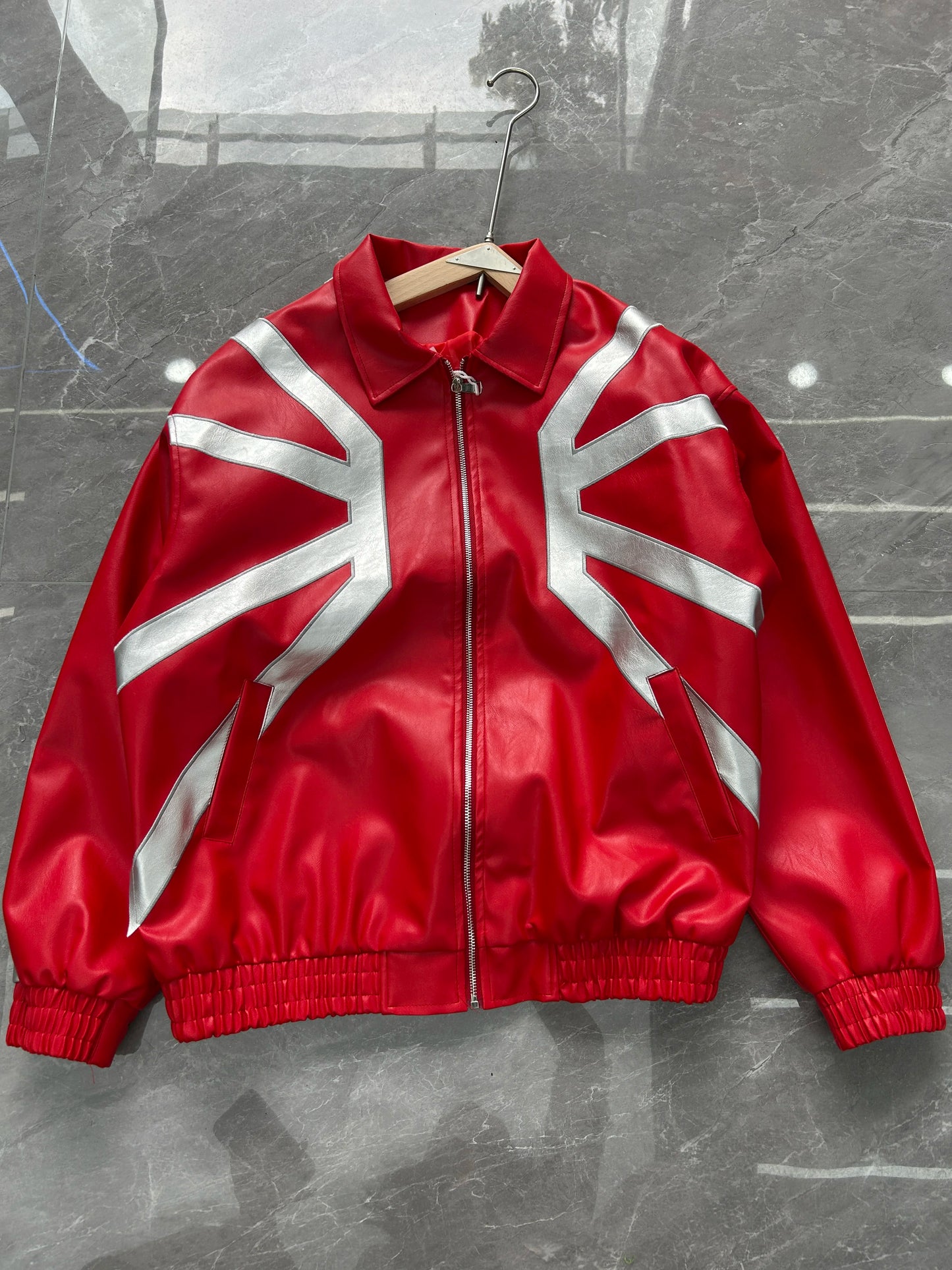 Cool Stylish High Street Heavy-duty Jackets for Men Silhouette Embroidered Contrast Color Patchwork Leather Racing Jacket