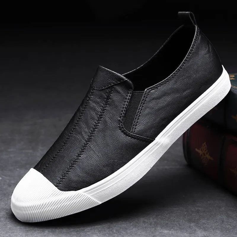 New Shoes for Men Leather Casual Shoes Spring Summer Fashion Men Slip-On Loafers Lightweight Leisure Flat Shoes