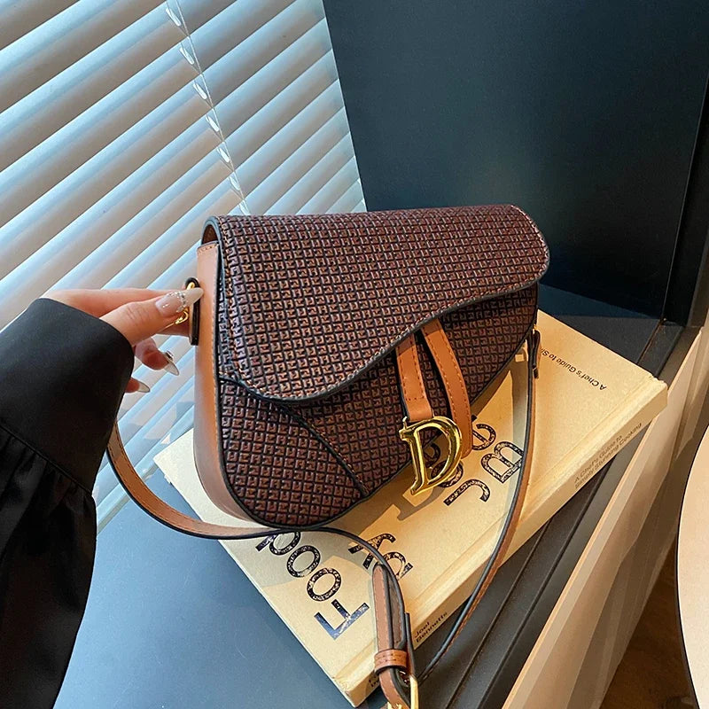 Women's Leather Luxury Crossbody Handbag Elegant Classic Designer Shoulder Tote Bag For Stylish Daily Wear