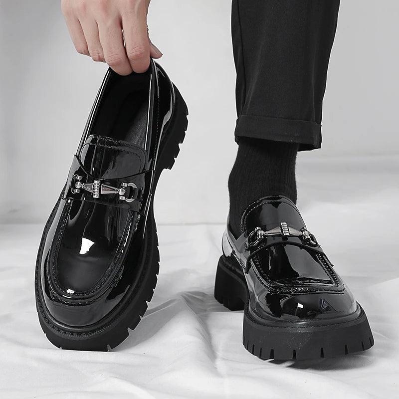 High Quality Designer Shoes British Business Leather Shoes for Men Fashion Loafers Men Solid Color Luxury Platform Shoes for Men