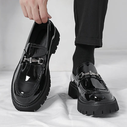 High Quality Designer Shoes British Business Leather Shoes for Men Fashion Loafers Men Solid Color Luxury Platform Shoes for Men