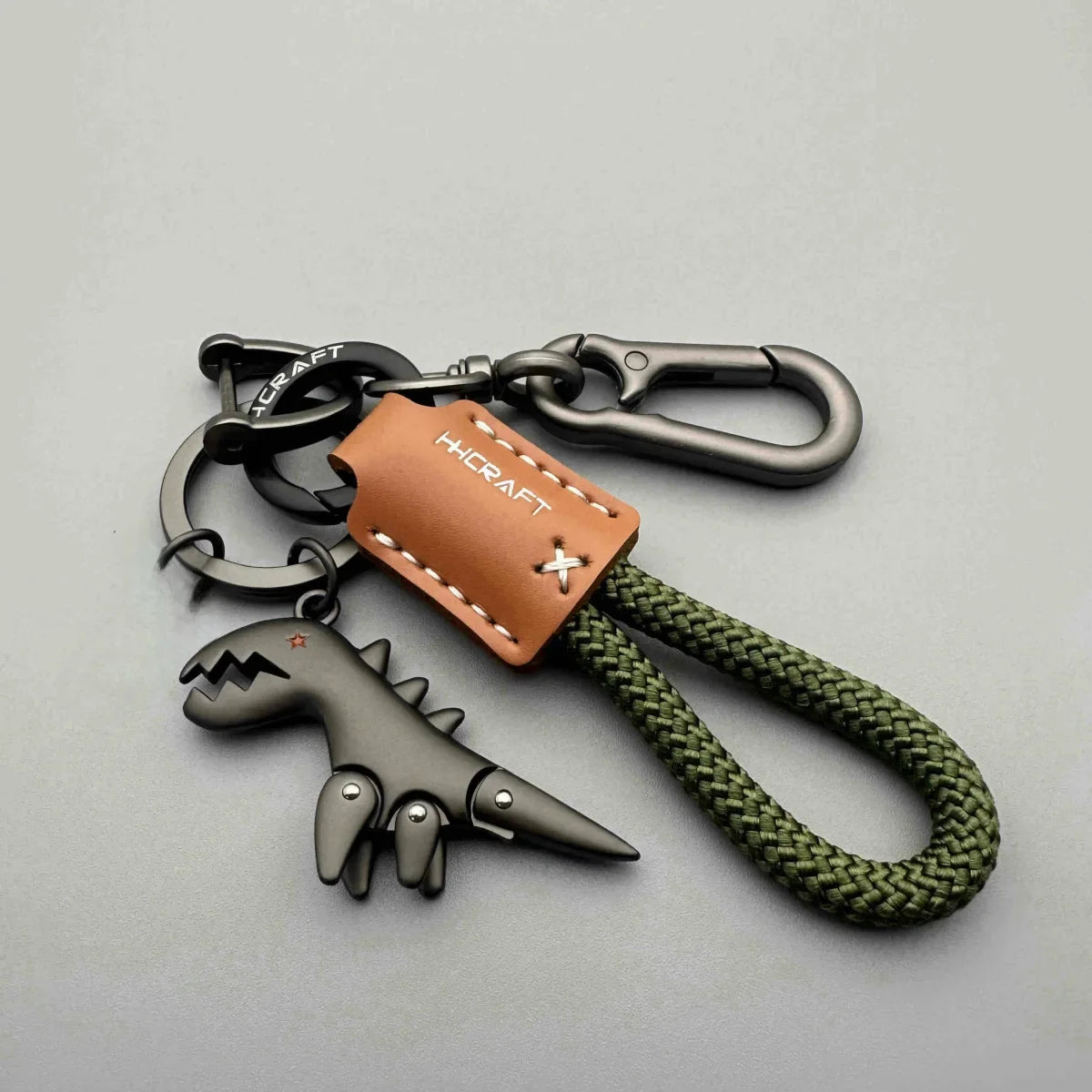 Motorcycle Decoration Accessories and Car Keychain Single Leather Woven Rope Metal Keychain Handbag Pendant Small Gift