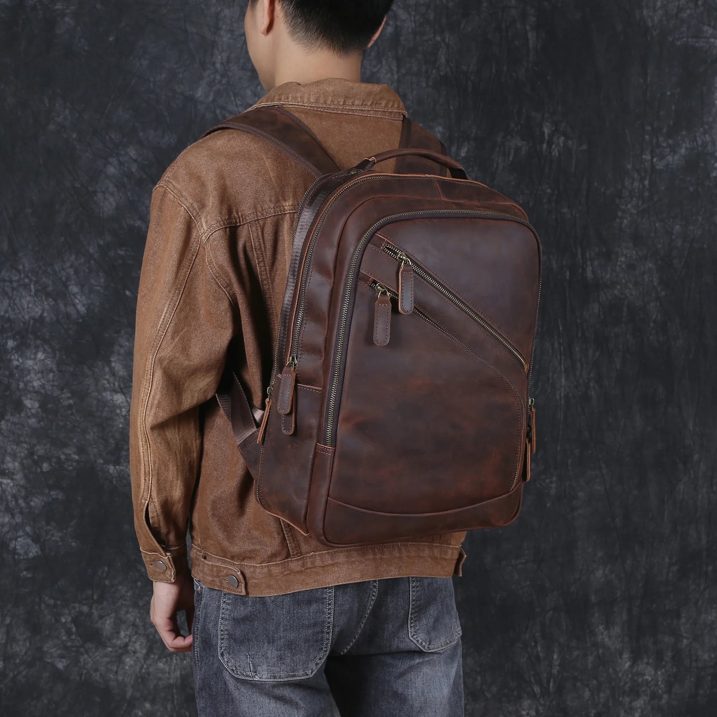 Leather Backpack Men's Backpack Top Layer Cowhide Computer Bag Large Capacity Hiking Bag Retro Travel Bag Fashion Schoolbag