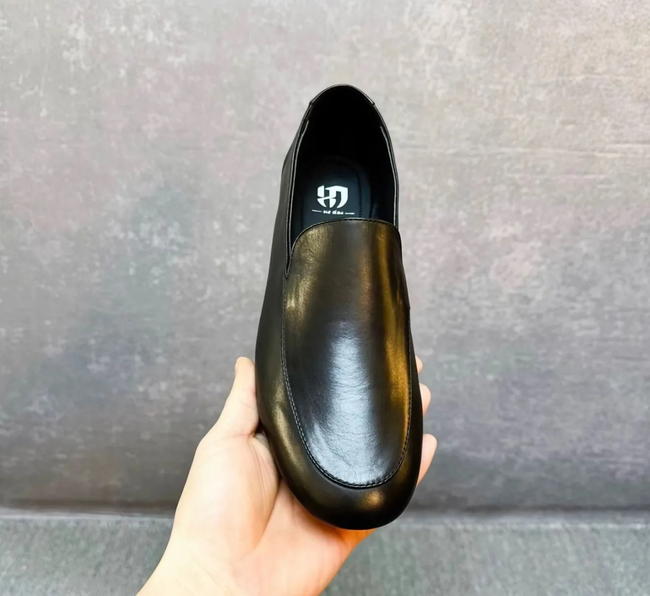 Men's shoes, European leather shoes, slip-on, made of genuine leather, business casual style, loafers for men