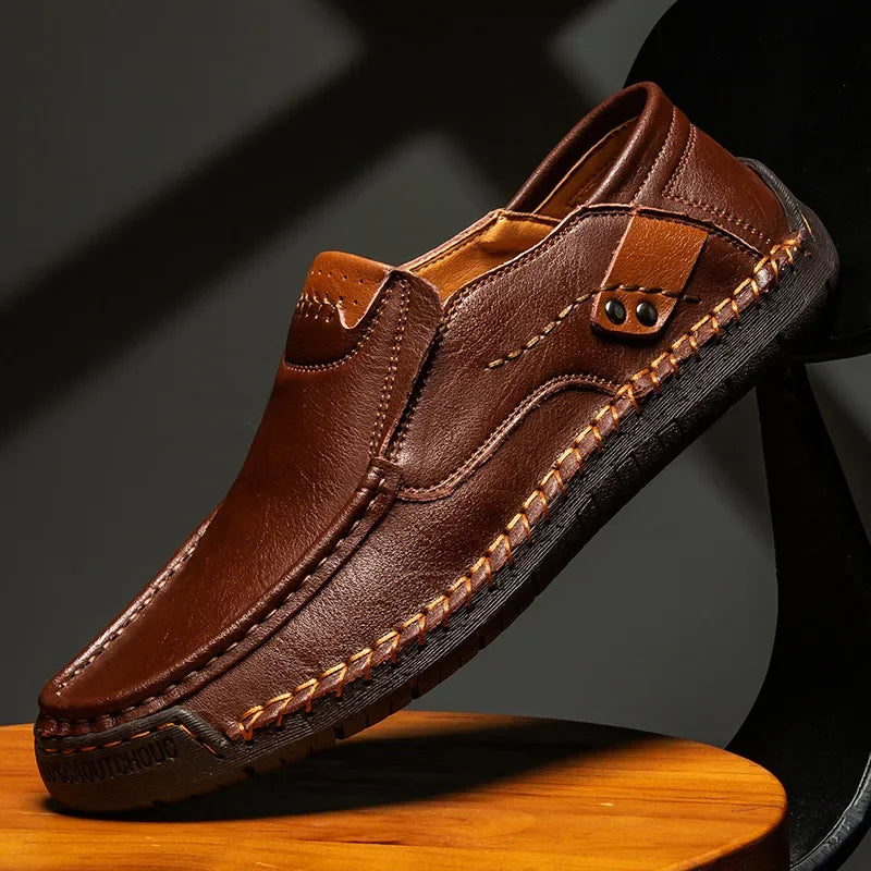 Men Casual Comfortable Men Loafers Slip On Leather Shoes Men Flats Hot Sale Outdoor  Walking Shoe New Handmade Leather