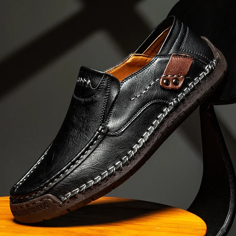 Men Casual Comfortable Men Loafers Slip On Leather Shoes Men Flats Hot Sale Outdoor  Walking Shoe New Handmade Leather