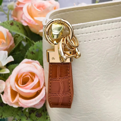 New Style Leather Car Keychain Motorcycle Holder Pendant Charm Keychain Accessories Gift for Gadget Jewelry