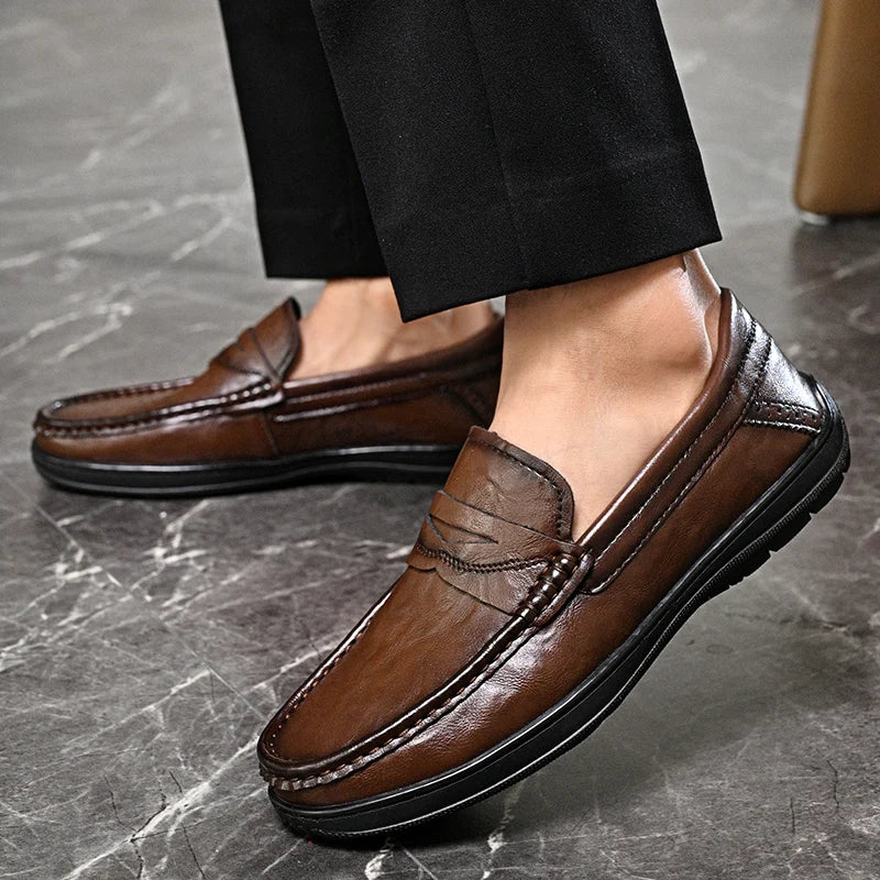 High-quality leather men's loafers spring and autumn new formal business shoes fashion casual shoes non-slip driving shoes