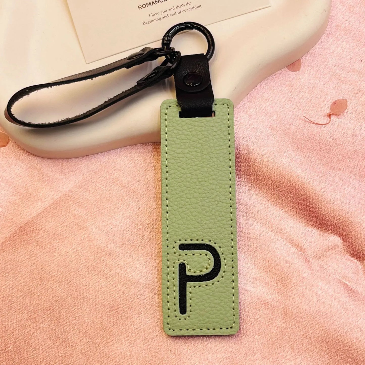 Accessory Display Hook Making Supplies Key Ring Pendant Keychain Accessories Keyring Holder Charm Gift 26 Letters Leather