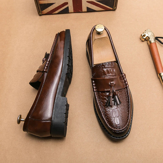 Wedding Leather Shoes For Men Slip On Loafers Tassels Leather Men’s Dress Shoes Business Male British Style Formal Shoes Good