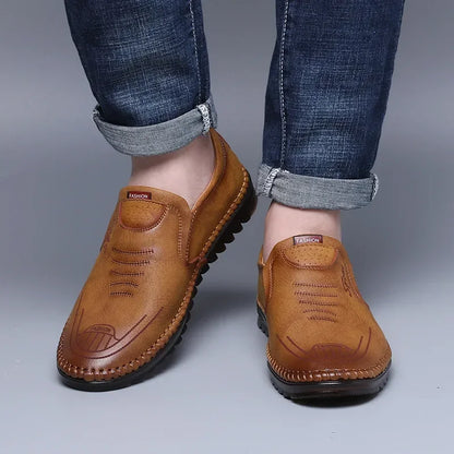 High Quality Men Shoes Handmade Leather Footwear Male Casual Business Flats Outdoor Soft Soled Travel Sneakers Brand Moccasins