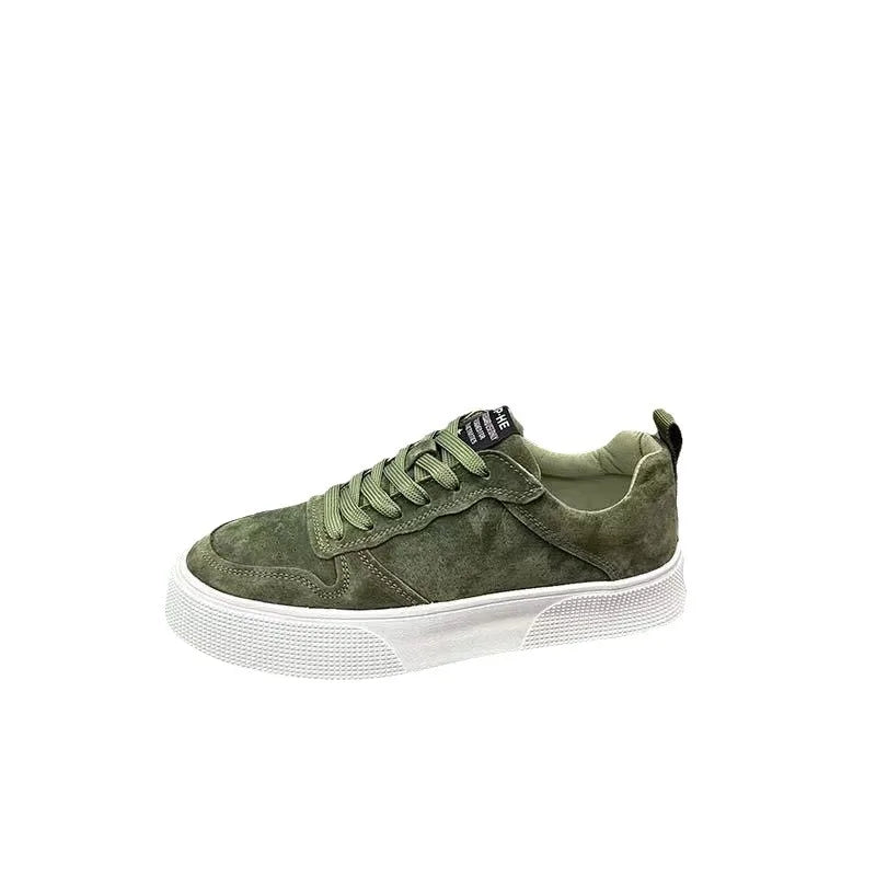 Men's shoes 2025 leather face fashionable and versatile trend casual board shoes soft soled low top shoes for men