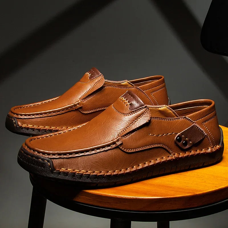 Men Casual Comfortable Men Loafers Slip On Leather Shoes Men Flats Hot Sale Outdoor  Walking Shoe New Handmade Leather