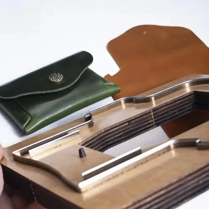 Wooden Leather Craftsmanship - DIY Leather Tools with Sharp Blades for Leather Processing and Cardboard Cutting