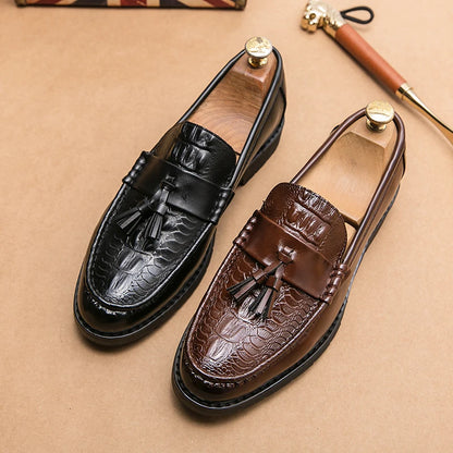 Wedding Leather Shoes For Men Slip On Loafers Tassels Leather Men’s Dress Shoes Business Male British Style Formal Shoes Good