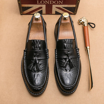 Wedding Leather Shoes For Men Slip On Loafers Tassels Leather Men’s Dress Shoes Business Male British Style Formal Shoes Good