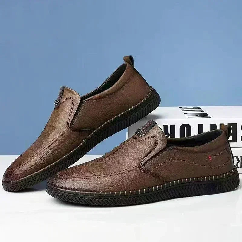 2025 Business Leather Shoes Moccasin Shoes Breathable Men's Casual Loafers Comfortable Shoes for Men Summer Men's Sneakers
