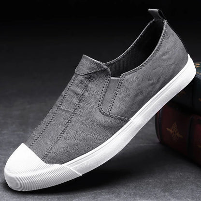 New Shoes for Men Leather Casual Shoes Spring Summer Fashion Men Slip-On Loafers Lightweight Leisure Flat Shoes