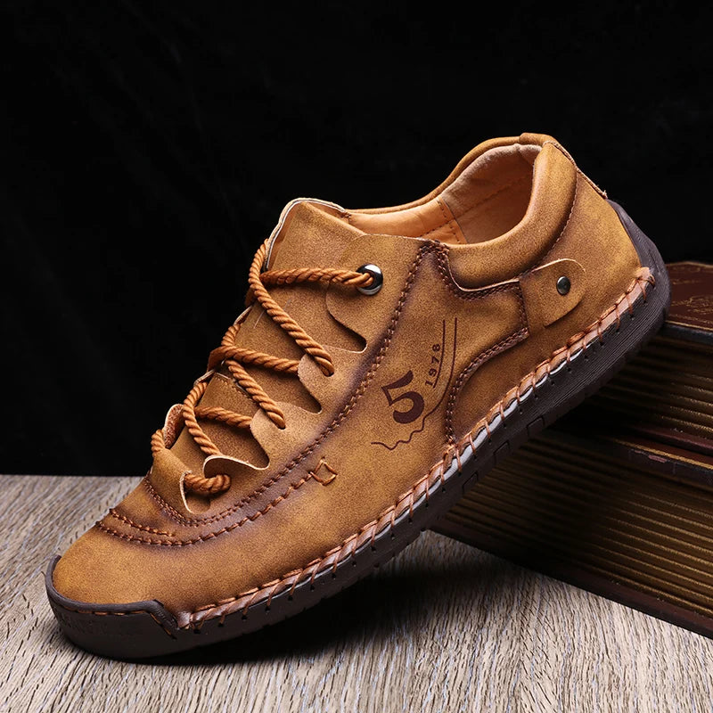 New Men Leather Casual Shoes Outdoor Comfortable High Quality Fashion Soft Homme Classic Ankle Non-slip Flats Moccasin Trend