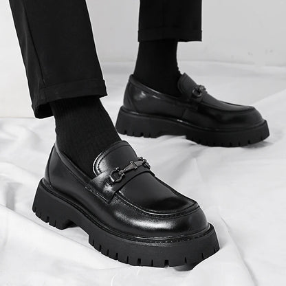 High Quality Designer Shoes British Business Leather Shoes for Men Fashion Loafers Men Solid Color Luxury Platform Shoes for Men