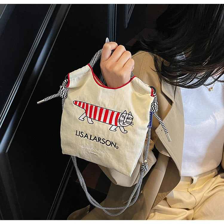 Embroidered canvas bag for women; light single shoulder bag for spring and summer; cross-body handbag.