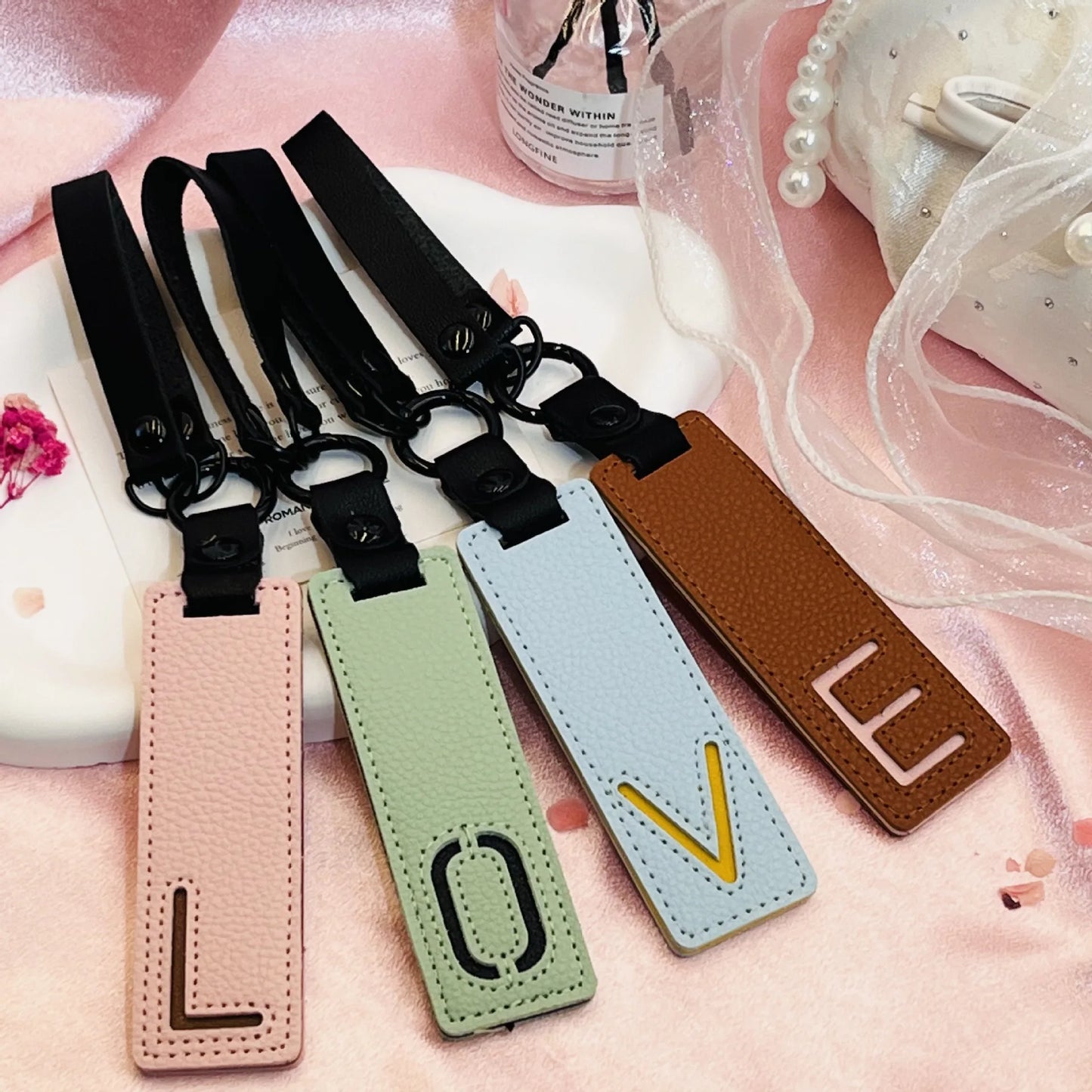 Accessory Display Hook Making Supplies Key Ring Pendant Keychain Accessories Keyring Holder Charm Gift 26 Letters Leather
